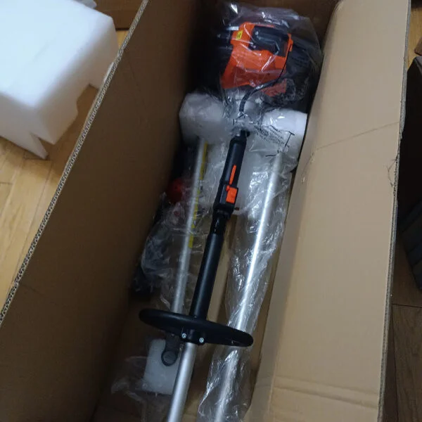 Tronçonneuse Élagueuse sur perche thermique 33 cm³ Vevor